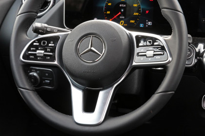 Mercedes-Benz-B-200-caroto-test-drive-2019-11