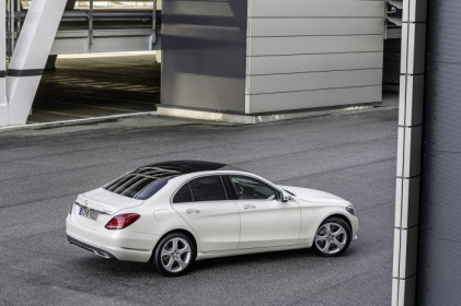 2014-mercedes-benz-c-class-officially-revealed-21