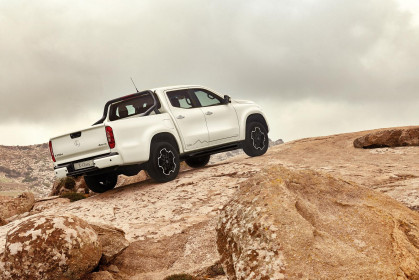 Mercedes X-Class TheRock edition (15)