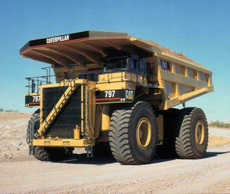 caterpilar-mining-trucks-the-biggest-in-the-world-8