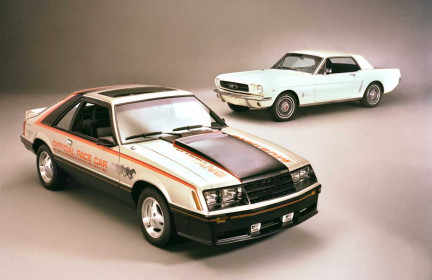1979-ford-mustang-and-1965-mustang-neg-cn26003-703