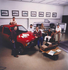 Nissan-design-Hardbody-team-1990