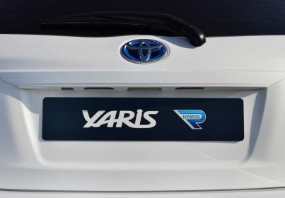 toyota-yaris-hybrid-r-official-images-2