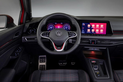2020-VW-Golf-GTI-09