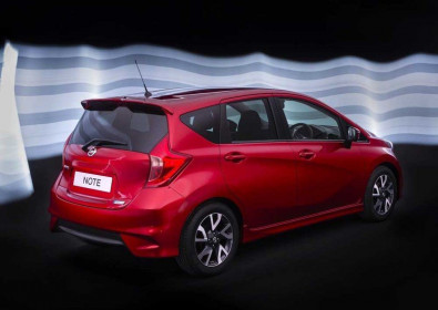 nissan-note_2014_1000-10