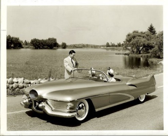 1951-harley-earl-buick-le-sabre-concept-car