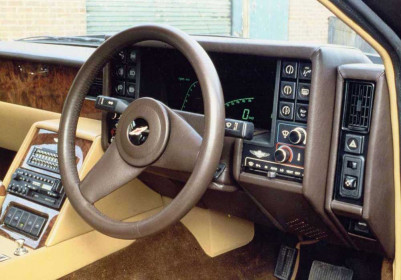 aston_martin-lagonda_1976_sedan-1