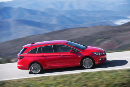 opel-astra-sports-tourer-tradition-13