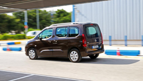 Opel-Combo-Life-Caroto-test-drive-2019-36
