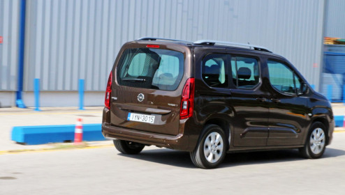 Opel-Combo-Life-Caroto-test-drive-2019-57
