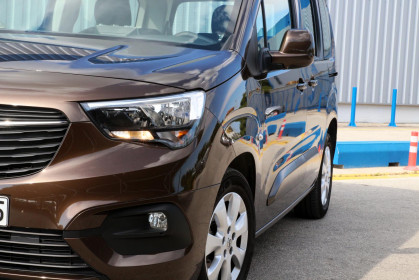 Opel-Combo-Life-Caroto-test-drive-2019-6