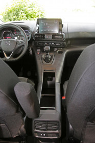 Opel-Combo-Life-Caroto-test-drive-2019-82