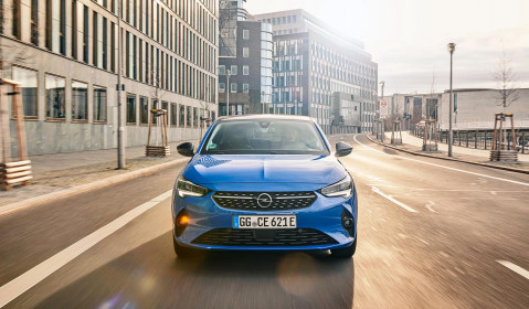 Opel-Corsa-e-test-drive-in-Berlin-caroto-2020-26