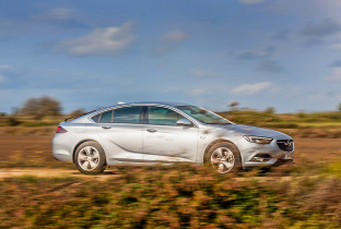 Opel Insignia Turbo Diesel caroto test drive 2017 (17)