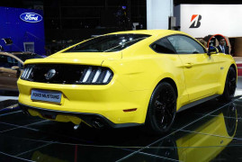 ford-mustang-2