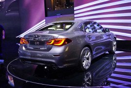 infiniti-q70-1