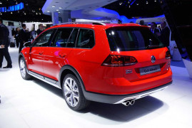 volkswagen-golf-alltrack-1
