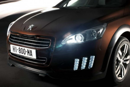 peugeot-508-rxh-diesel-electric-hybrid-crossover-11_resize