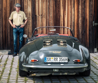 Walter Röhrl, mit seinem Porsche 356 Spezialanfertigung, durch