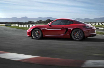 porsche-boxster-and-cayman-gts-12