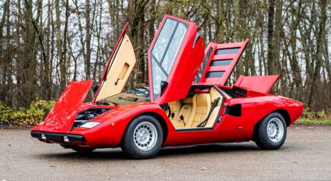 <a class="jig-downloadLink" href="https://www.caroto.gr/static/plugins/justified-image-grid/download.php?file=https%3A%2F%2Fwww.caroto.gr%2Fstatic%2Fgallery%2Frod-stewart-lamborghini-countach-periscopio-3%2FROD-STEWART-LAMBORGHINI-COUNTACH-PERISCOPIO-22.jpg">Αποθήκευση φωτογραφίας</a>
