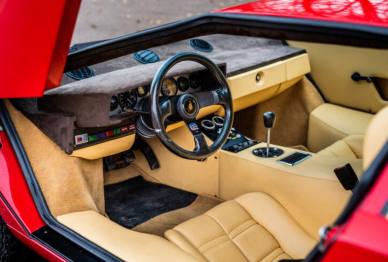 <a class="jig-downloadLink" href="https://www.caroto.gr/static/plugins/justified-image-grid/download.php?file=https%3A%2F%2Fwww.caroto.gr%2Fstatic%2Fgallery%2Frod-stewart-lamborghini-countach-periscopio-3%2FROD-STEWART-LAMBORGHINI-COUNTACH-PERISCOPIO-4.jpg">Αποθήκευση φωτογραφίας</a>