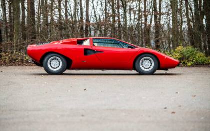 <a class="jig-downloadLink" href="https://www.caroto.gr/static/plugins/justified-image-grid/download.php?file=https%3A%2F%2Fwww.caroto.gr%2Fstatic%2Fgallery%2Frod-stewart-lamborghini-countach-periscopio-3%2FROD-STEWART-LAMBORGHINI-COUNTACH-PERISCOPIO-5.jpg">Αποθήκευση φωτογραφίας</a>