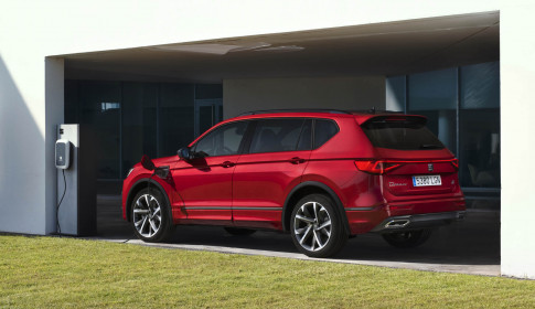 SEAT-electrifies-its-large-SUV-as-the-Tarraco-e-HYBRID-enters-production_01_HQ