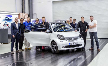 2015-smart-fortwo_forfour-30
