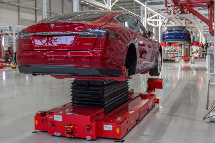tesla-opens-its-first-european-assembly-plant-in-the-netherlands-1