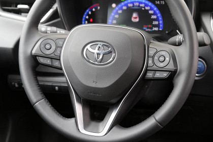 Toyota-Corolla-Hybrid-caroto-test-drive-2019-9