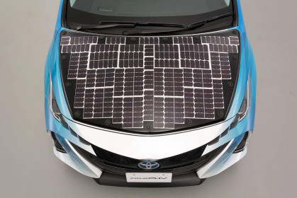 toyota-prius-phv-demo-car-with-solar-panels-12