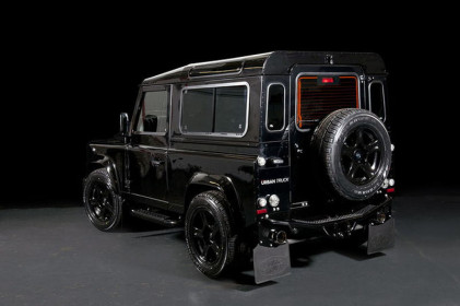 land-rover-defender-ultimate-rs-95