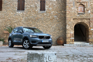 Volvo-XC40-T3-Auto-Geartronic-caroto-test-drive-2019-22
