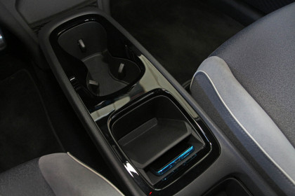 Seat-Leon-1.5-TSI-vs-VW-ID.3-1st-Edition-11