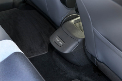 Seat-Leon-1.5-TSI-vs-VW-ID.3-1st-Edition-67