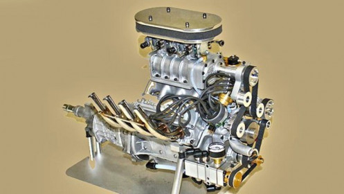 worlds-smallest-v8-production-engine-2