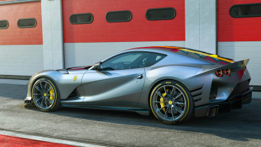 Ferrari_812_Competizione_02