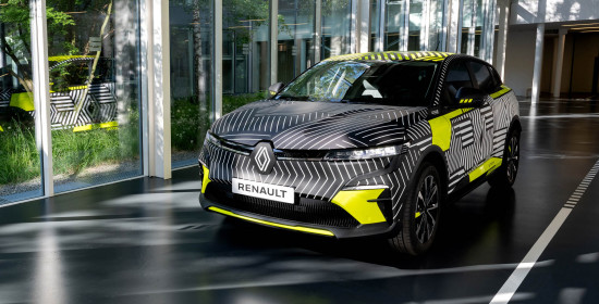 New Renault MEGANE E-TECH Electric pre-production (2)