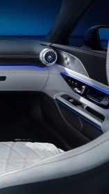 Das exklusive Interieur des neuen Mercedes-AMG SL The exclusive interior of the new Mercedes-AMG SL