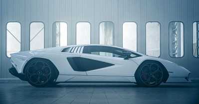 2022-Lamborghini-Countach-LPI-800-4-27-1