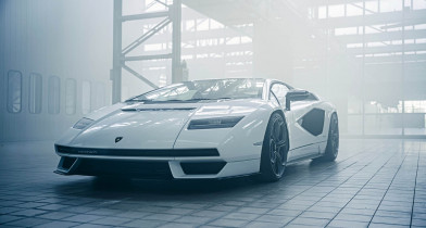 2022-Lamborghini-Countach-LPI-800-4-28-1