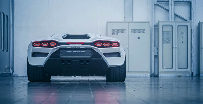 2022-Lamborghini-Countach-LPI-800-4-40-1