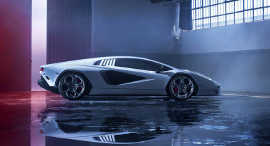 2022-Lamborghini-Countach-LPI-800-4-66