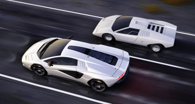 2022-Lamborghini-Countach-LPI-800-4-7-1
