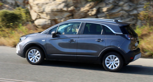 Opel Crossland 1.5 Diesel caroto test drive 2021 (26)