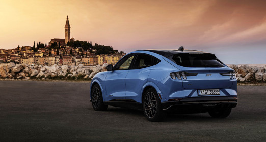Ford-Mustang-Mach-E_GT-blue-caroto-croatia-2021-3