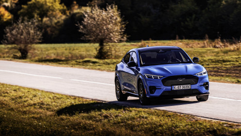Ford-Mustang-Mach-E_GT-blue-caroto-croatia-2021-5