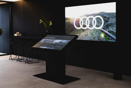 Audi charging hub: lounge area