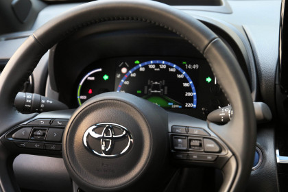 Toyota Yaris Cross Hybrid AWD caroto test drive 2022 (24)